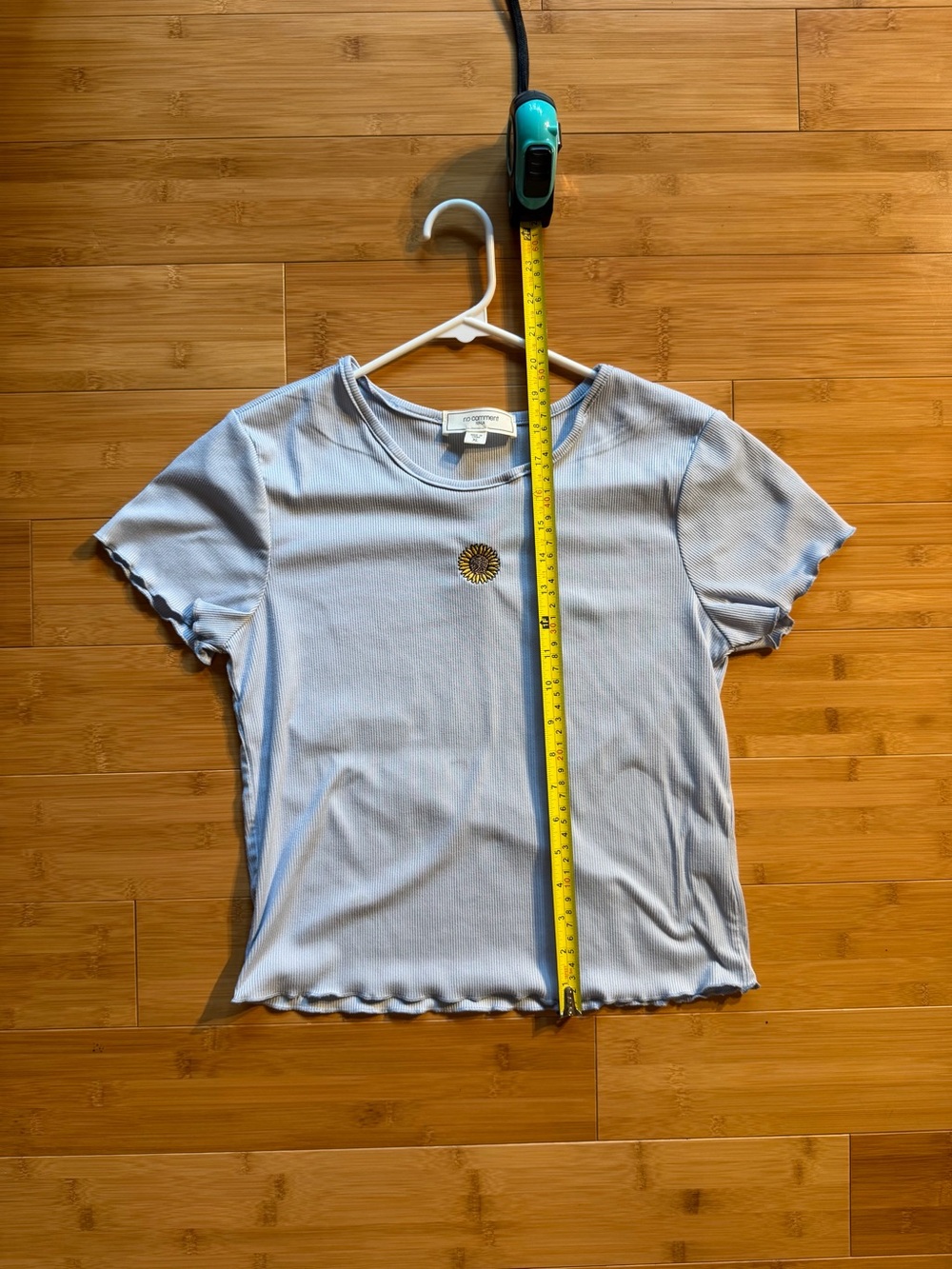 Light Blue Daisy-Embroidered Ribbed Tee - Y2K - Picture 3 of 5